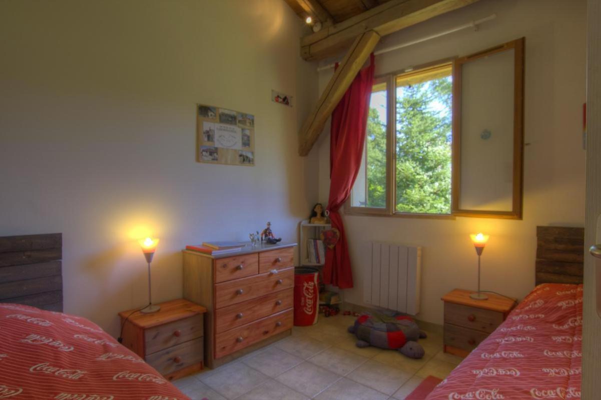 Gite De La Jument Grise Lescheroux Luaran gambar