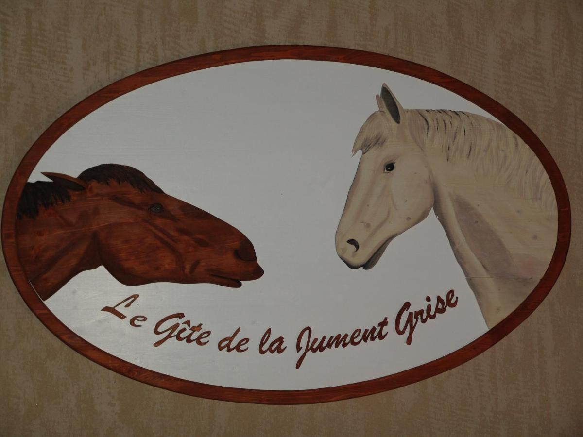 Gite De La Jument Grise Lescheroux Luaran gambar